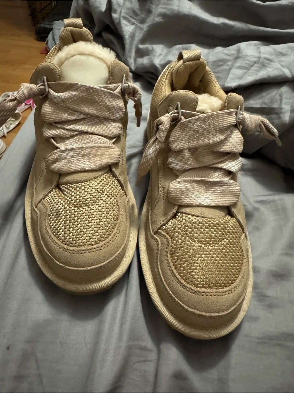 UGG Women's Beige/Tan Lace-Up Shearling Lined Sneakers